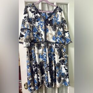 Lane Bryant Fit & Flare Dress Womens Size 20 Floral Bell Sleeve Boho Event